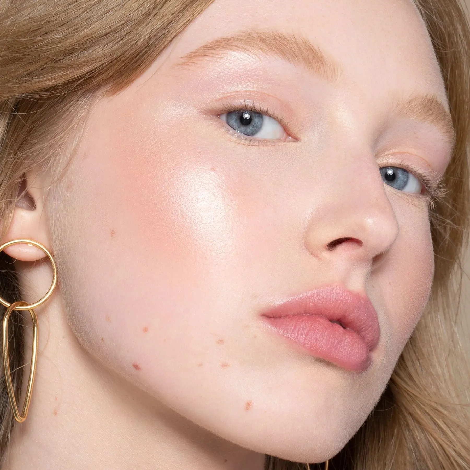 Liquid Light Serum Highlighter